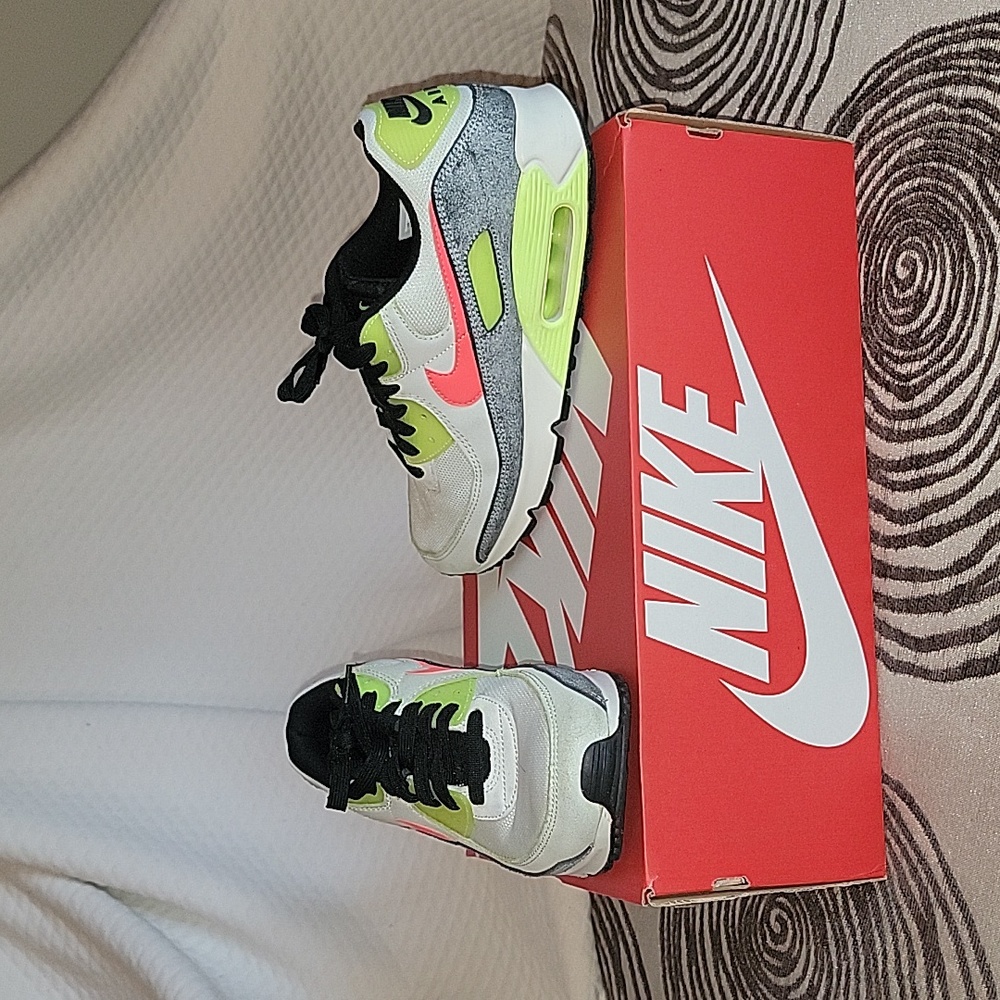 Nike shoes